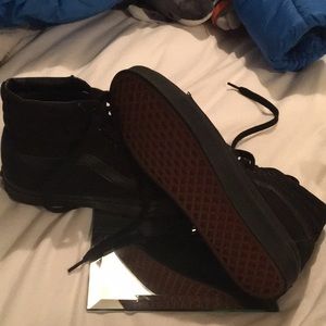 All black high top vans women7 men 5.5